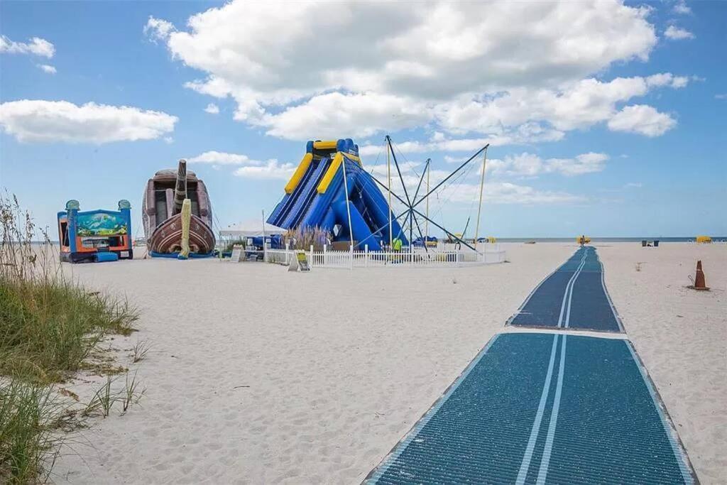 סיינט פיט ביץ' Treasure Island Beach Retreat מראה חיצוני תמונה