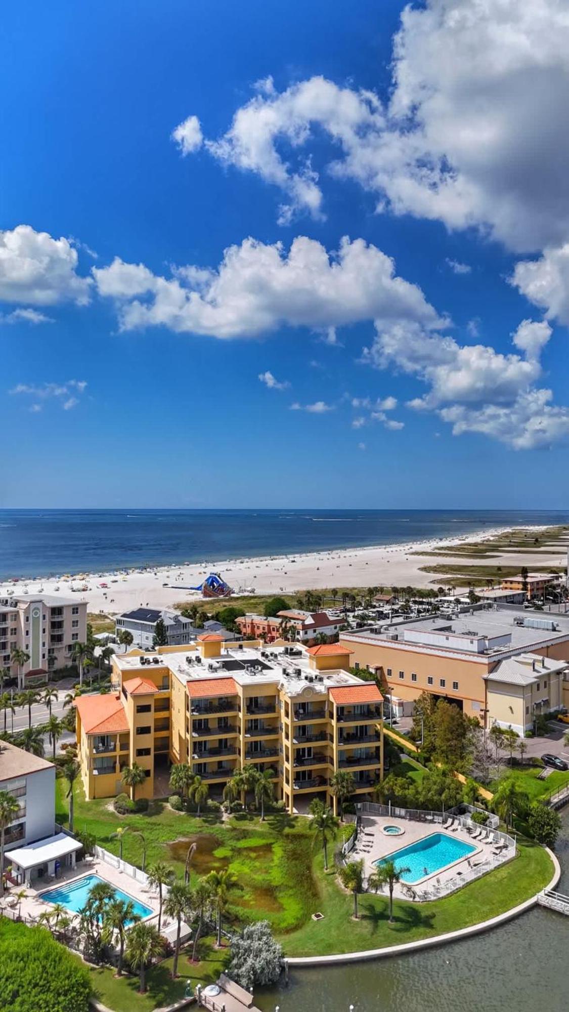 סיינט פיט ביץ' Treasure Island Beach Retreat מראה חיצוני תמונה
